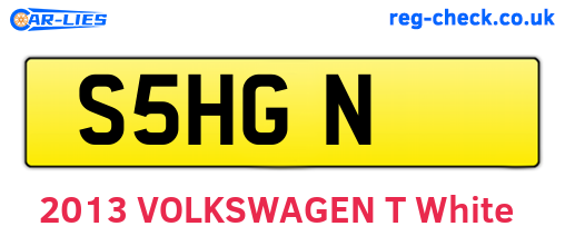 S5HGN are the vehicle registration plates.