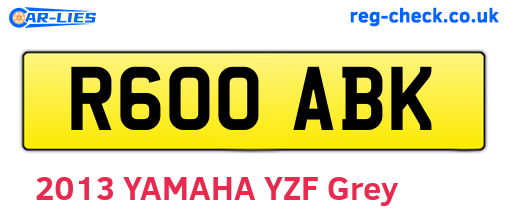 R600ABK are the vehicle registration plates.