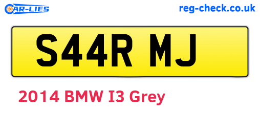 S44RMJ are the vehicle registration plates.