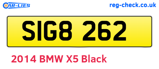 SIG8262 are the vehicle registration plates.