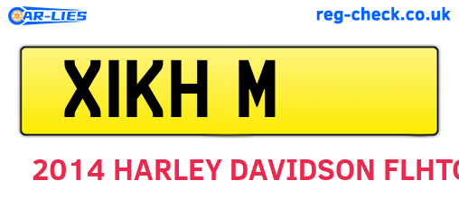X1KHM are the vehicle registration plates.
