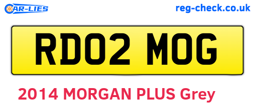 RD02MOG are the vehicle registration plates.