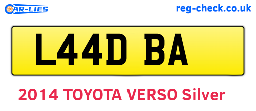 L44DBA are the vehicle registration plates.