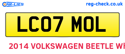 LC07MOL are the vehicle registration plates.