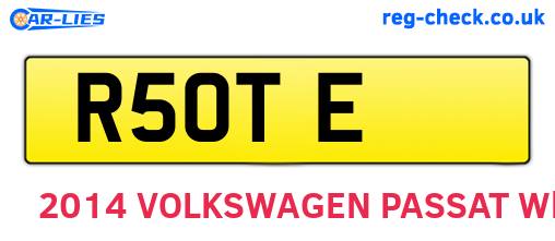R5OTE are the vehicle registration plates.