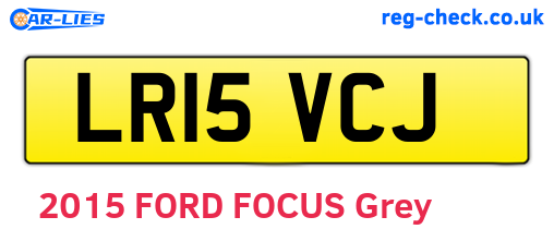 LR15VCJ are the vehicle registration plates.