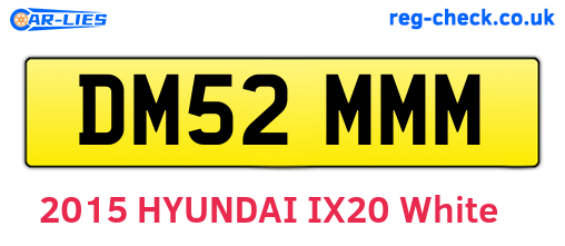 DM52MMM are the vehicle registration plates.