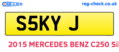 S5KYJ are the vehicle registration plates.