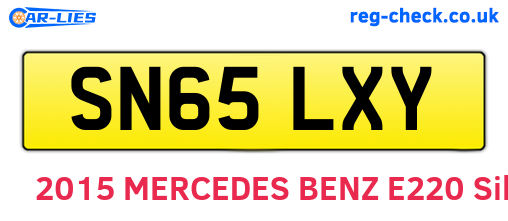 SN65LXY are the vehicle registration plates.