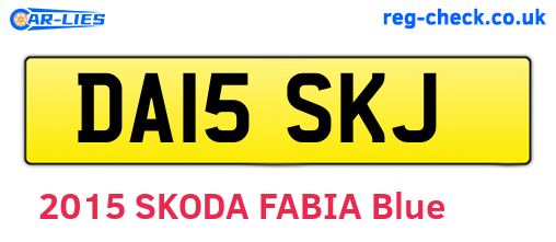 DA15SKJ are the vehicle registration plates.