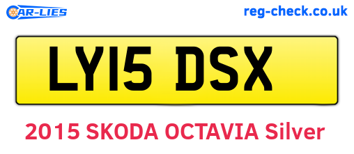 LY15DSX are the vehicle registration plates.