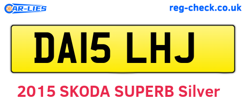 DA15LHJ are the vehicle registration plates.