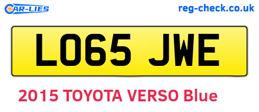 LO65JWE are the vehicle registration plates.
