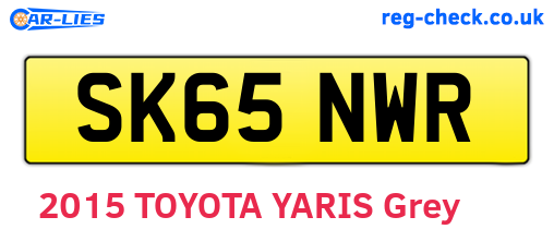 SK65NWR are the vehicle registration plates.