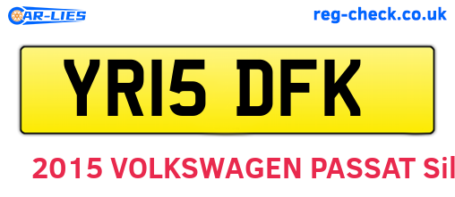YR15DFK are the vehicle registration plates.