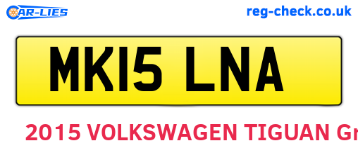 MK15LNA are the vehicle registration plates.