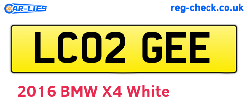 LC02GEE are the vehicle registration plates.