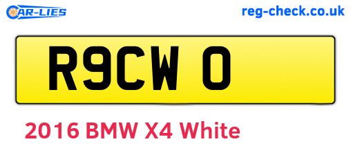 R9CWO are the vehicle registration plates.