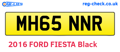 MH65NNR are the vehicle registration plates.