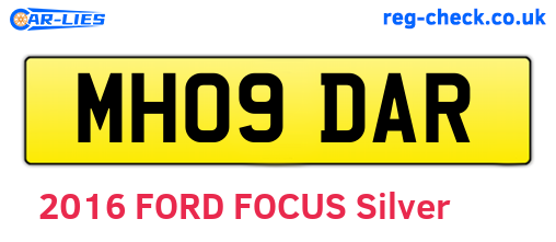 MH09DAR are the vehicle registration plates.