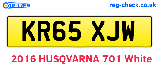 KR65XJW are the vehicle registration plates.