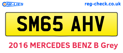 SM65AHV are the vehicle registration plates.