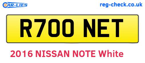 R700NET are the vehicle registration plates.