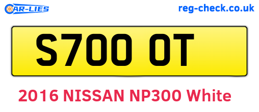 S70OOT are the vehicle registration plates.