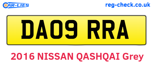 DA09RRA are the vehicle registration plates.