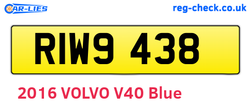 RIW9438 are the vehicle registration plates.