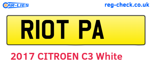 R10TPA are the vehicle registration plates.