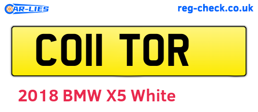 CO11TOR are the vehicle registration plates.