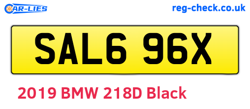 SAL696X are the vehicle registration plates.