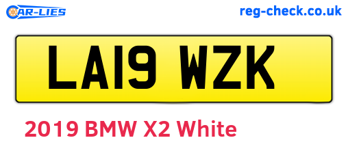 LA19WZK are the vehicle registration plates.