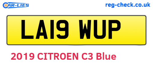 LA19WUP are the vehicle registration plates.