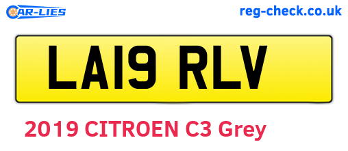 LA19RLV are the vehicle registration plates.
