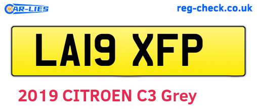 LA19XFP are the vehicle registration plates.