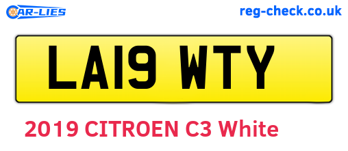 LA19WTY are the vehicle registration plates.