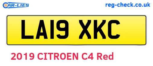 LA19XKC are the vehicle registration plates.
