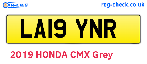 LA19YNR are the vehicle registration plates.