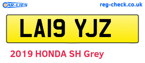 LA19YJZ are the vehicle registration plates.