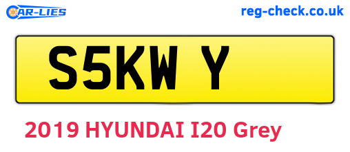S5KWY are the vehicle registration plates.