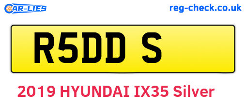 R5DDS are the vehicle registration plates.
