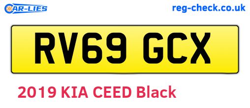 RV69GCX are the vehicle registration plates.