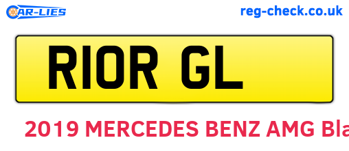 R10RGL are the vehicle registration plates.