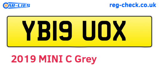 YB19UOX are the vehicle registration plates.