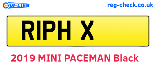 R1PHX are the vehicle registration plates.