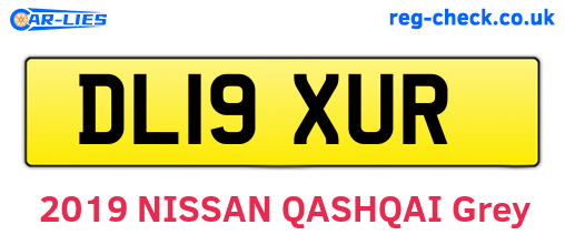 DL19XUR are the vehicle registration plates.