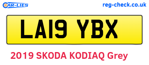 LA19YBX are the vehicle registration plates.