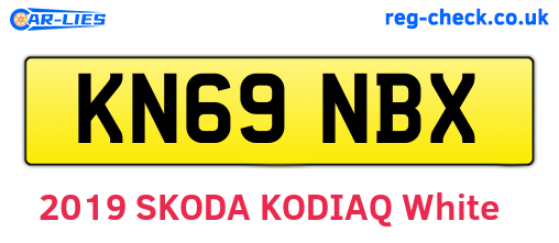 KN69NBX are the vehicle registration plates.